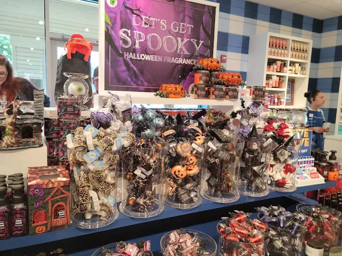 Bath & Body Works 2