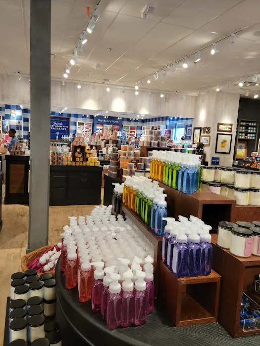 Bath & Body Works 1