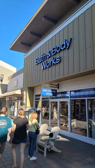 Bath & Body Works 1