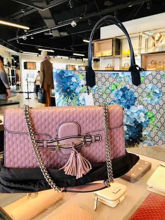 Gucci Livermore Outlet 3