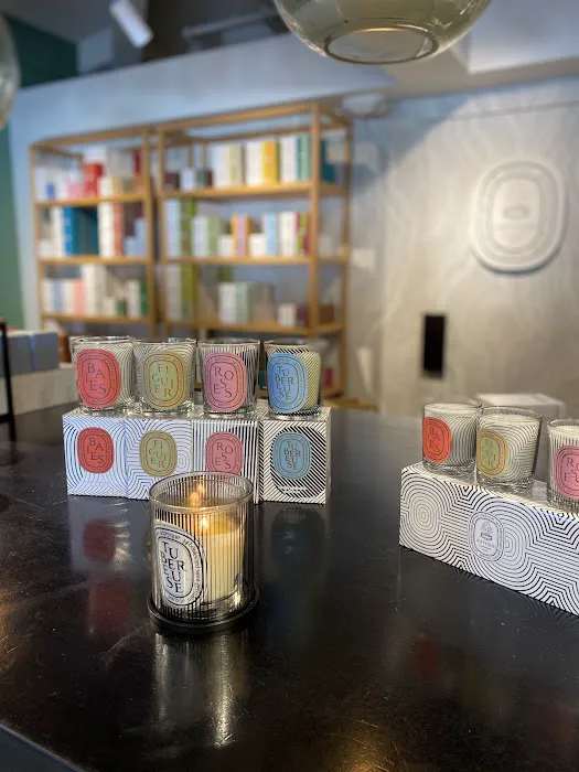 Diptyque Town and Country Village 4