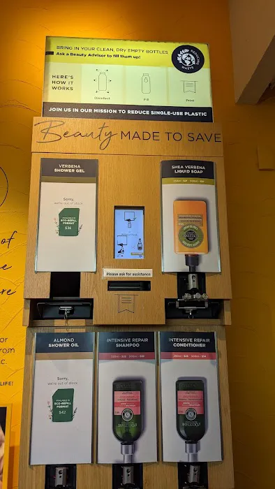 STANFORD SHOPPING CENTER, CA 9