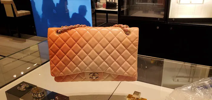 CHANEL 7