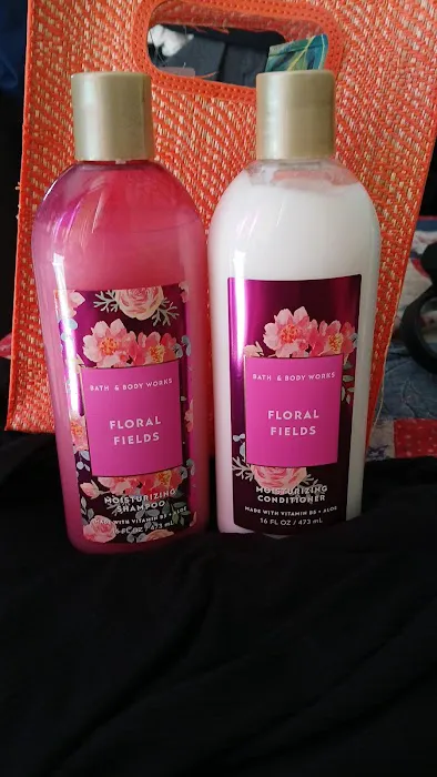 Bath & Body Works 4