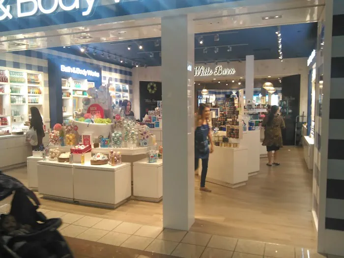 Bath & Body Works 6