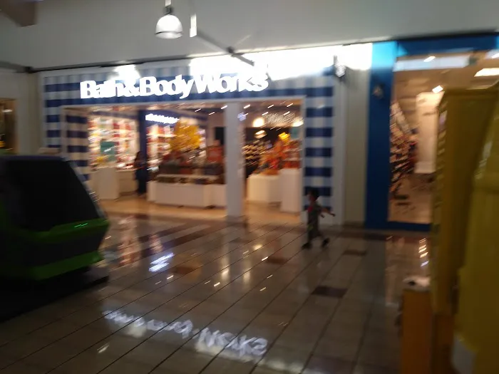 Bath & Body Works 9