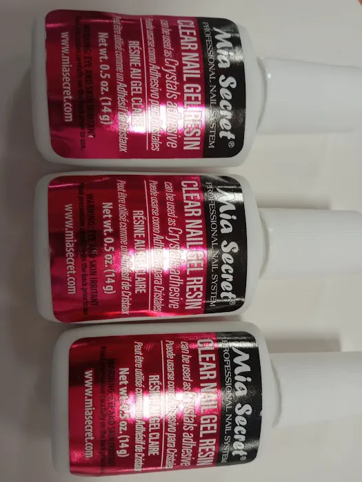 Esmeralda’s Beauty Supplies 5