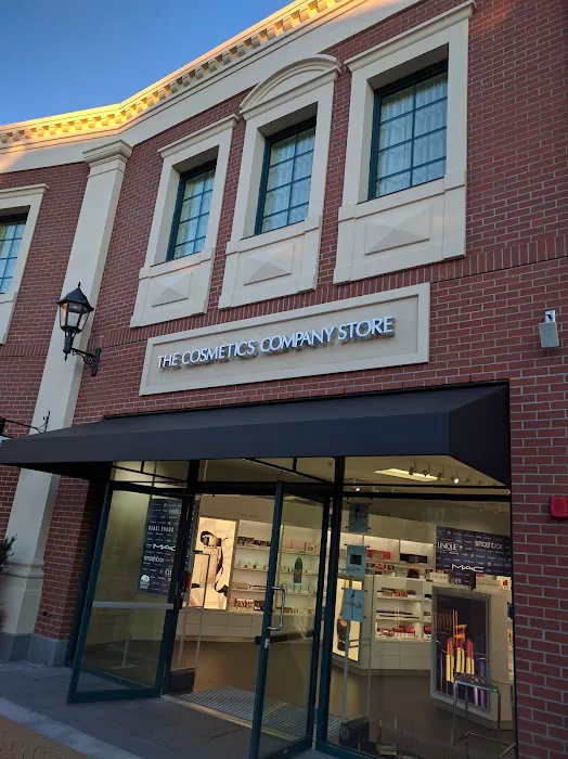 The Cosmetics Company Store 0