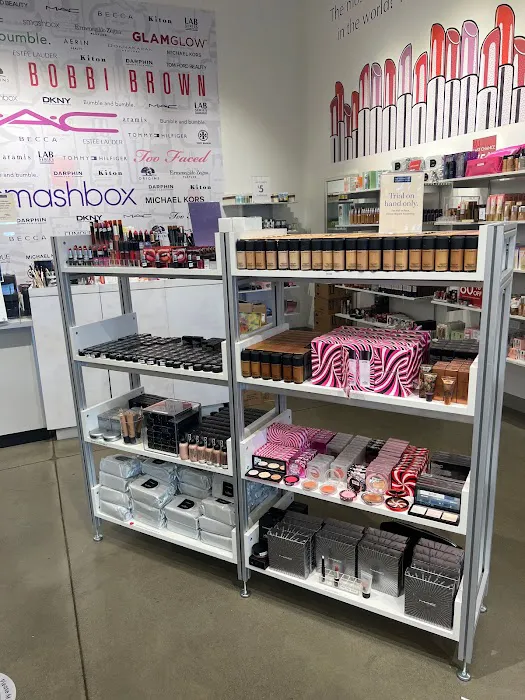The Cosmetics Company Store 9