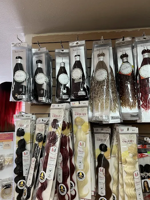La Familia Hair & Beauty 2