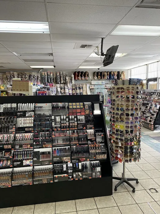 J & C Royal Beauty Supply 4