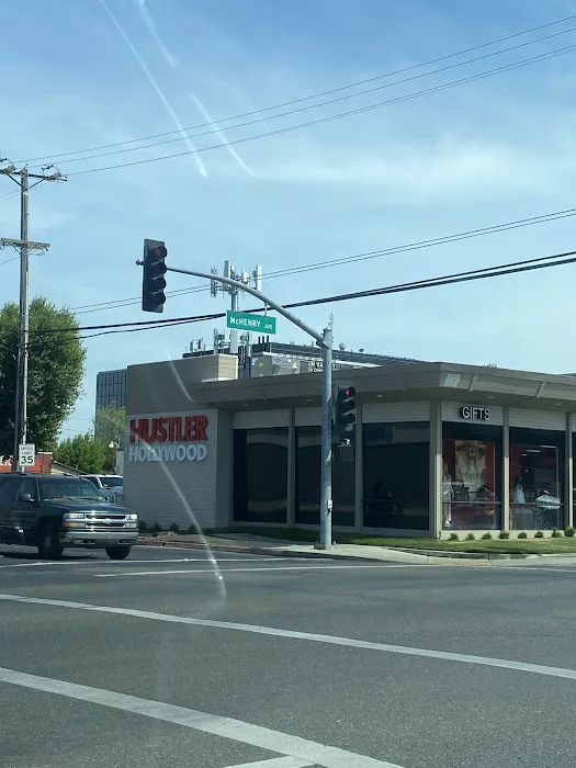 HUSTLER® Hollywood 0