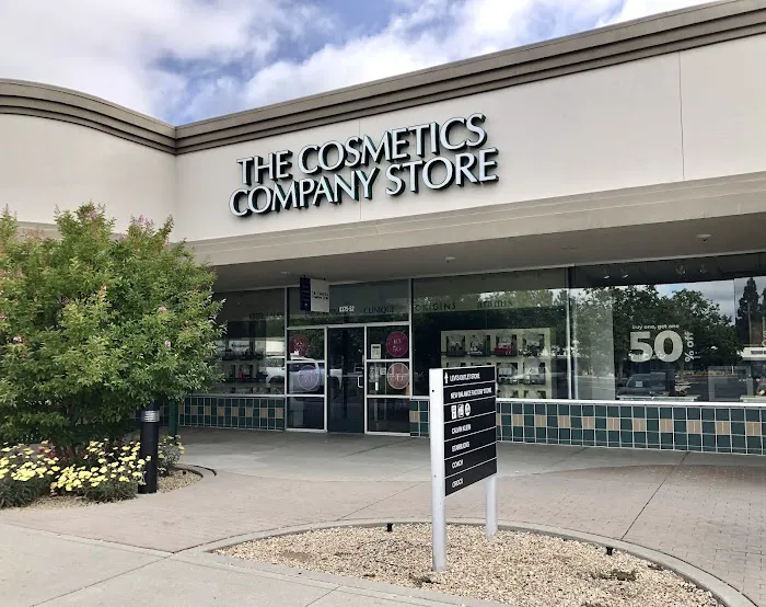 The Cosmetics Company Store 0