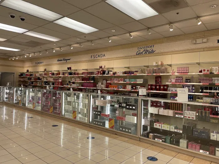 Perfumania 0