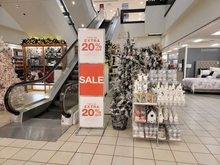 Macy's 9