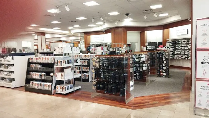 Macy's 0