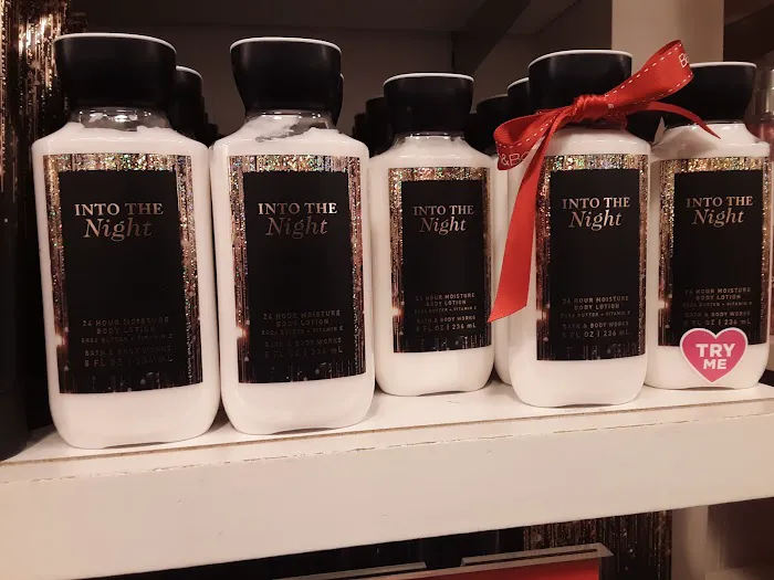 Bath & Body Works 4