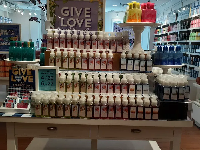 Bath & Body Works 8