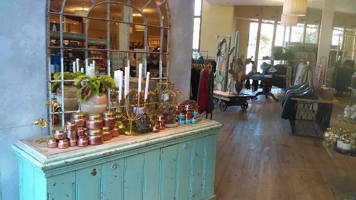 Anthropologie 7