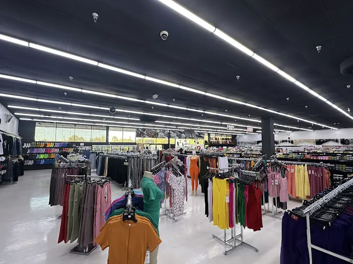 LUXYL Beauty Supply 8