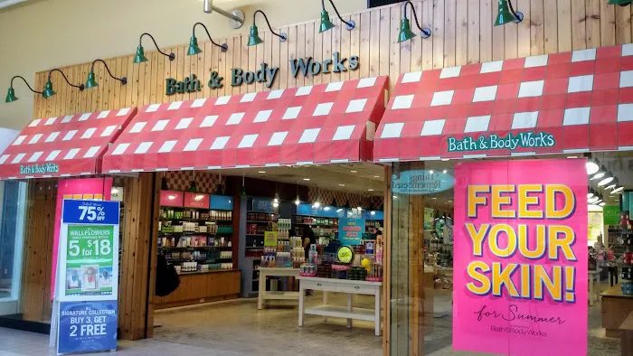 Bath & Body Works 1