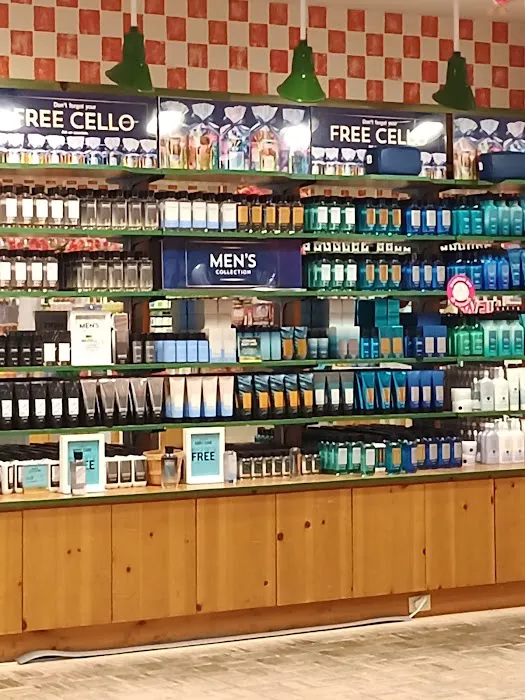 Bath & Body Works 9