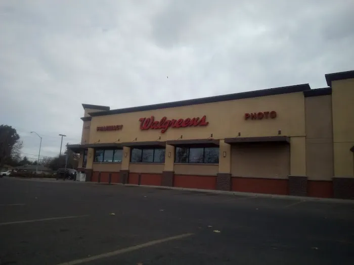 Walgreens 3