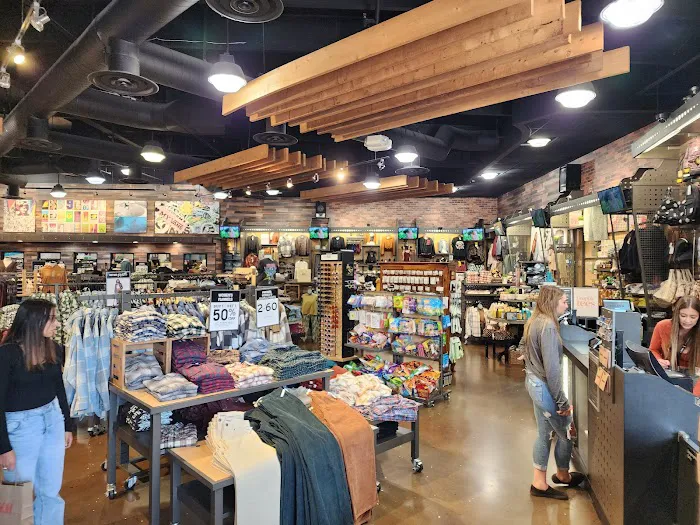 Tillys 7
