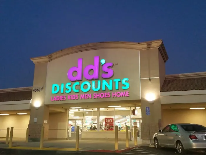 dd's DISCOUNTS 0