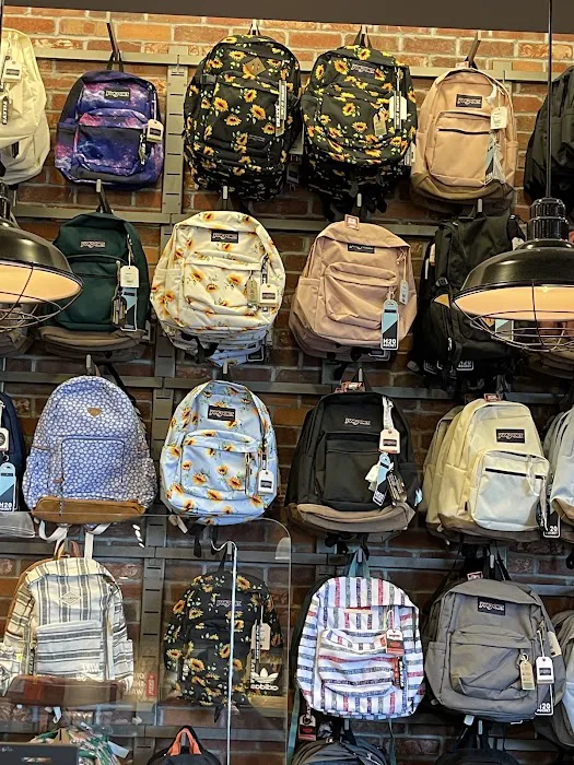 Tillys 9