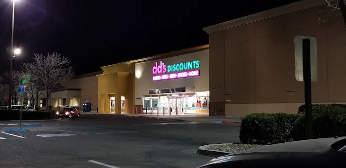 dd's DISCOUNTS 6