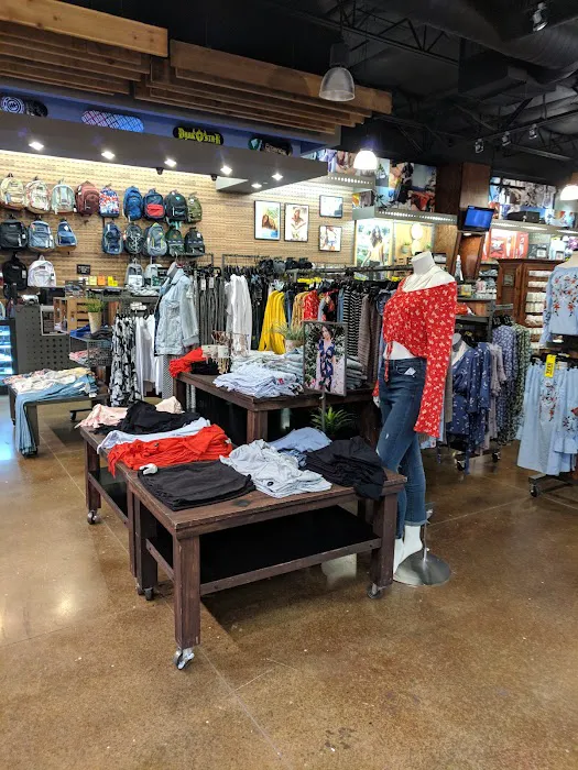 Tillys 7