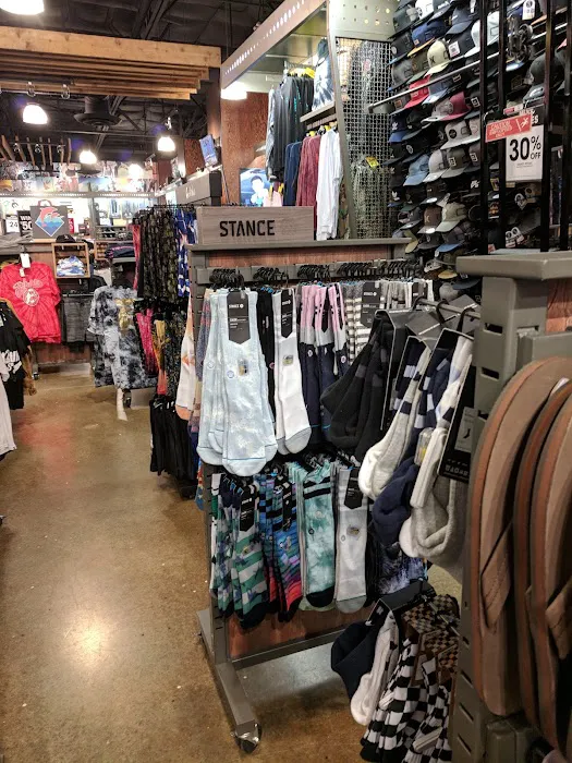 Tillys 9