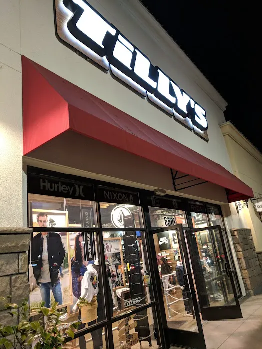Tillys 6