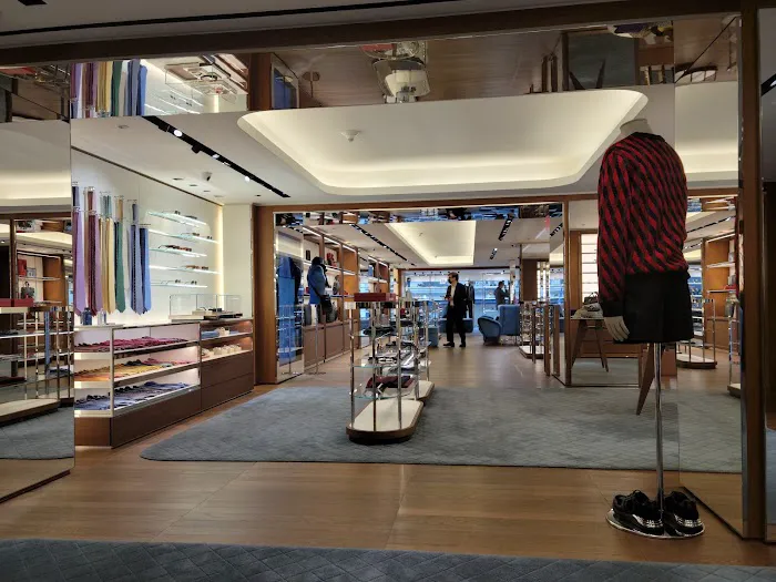 Ferragamo 3
