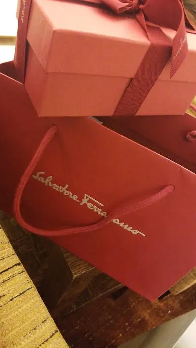 Ferragamo 8