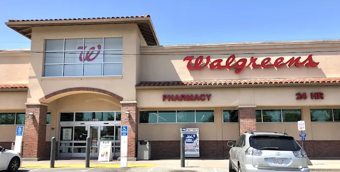 Walgreens 4