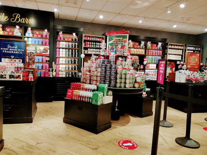 Bath & Body Works 1