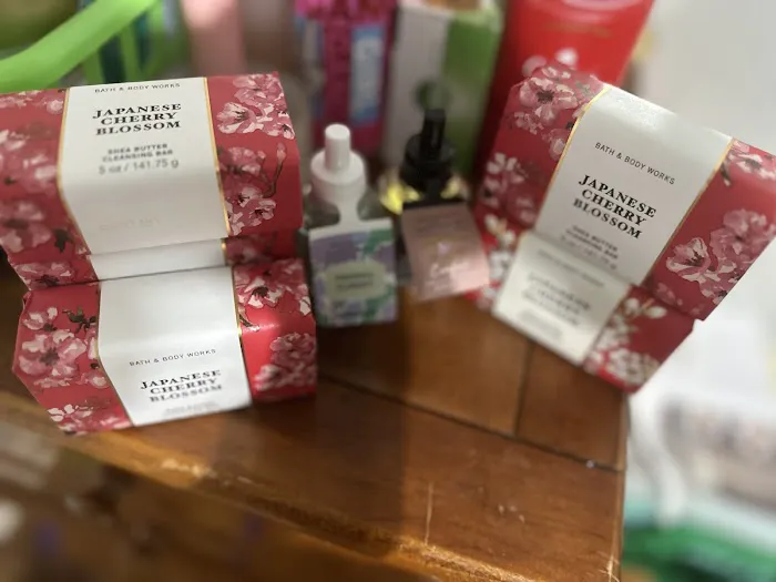 Bath & Body Works 8