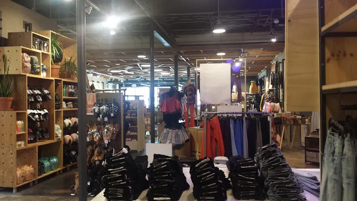 Urban Outfitters 9