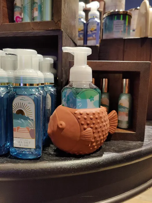 Bath & Body Works 6
