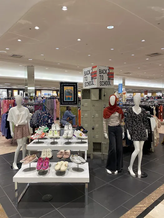 Dillard's Clearance Center 6