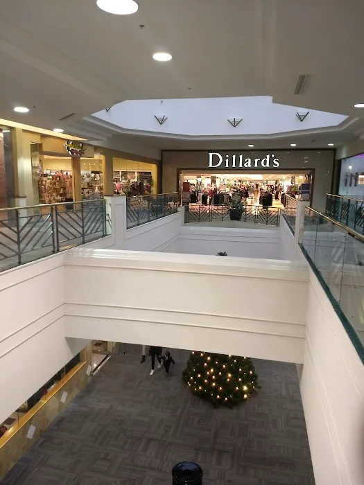 Dillard's Clearance Center 4
