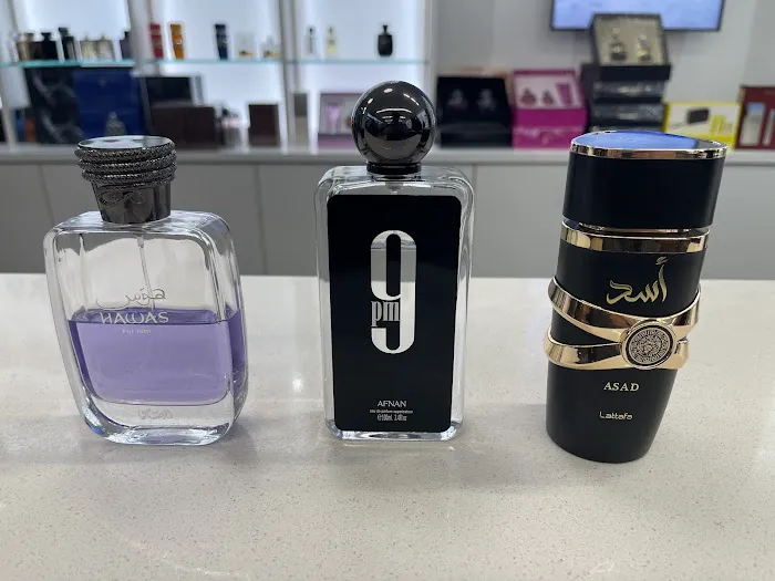 Les Parfums Specialties 7