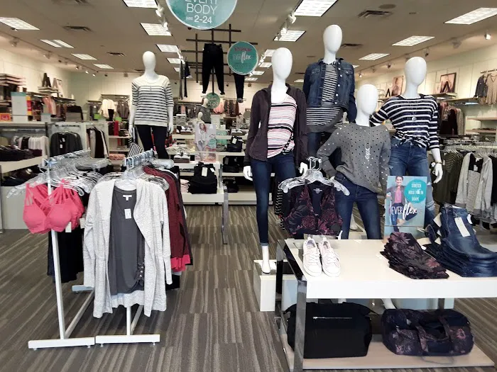 Maurices 4
