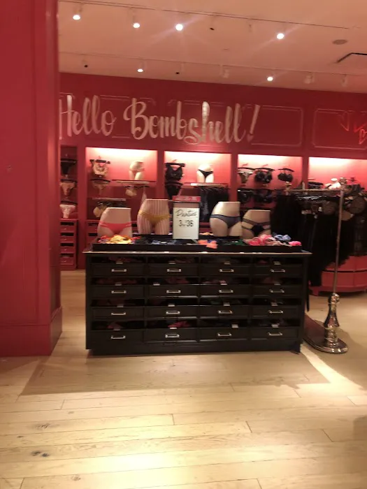 Victoria's Secret & PINK by Victoria's Secret 1