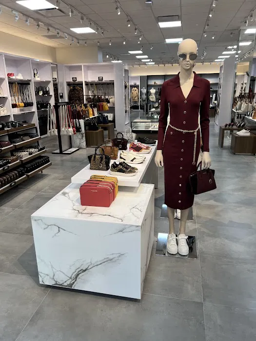 Michael Kors Outlet 0
