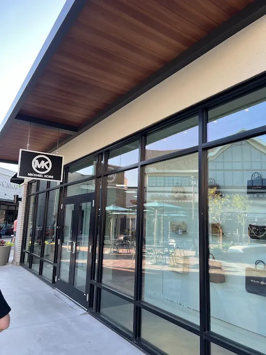Michael Kors Outlet 5