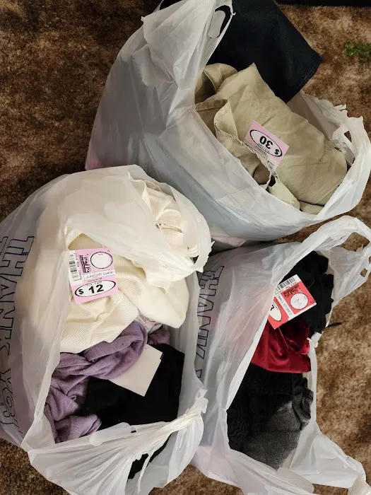 Half Of Half Name Brand Clothing 7