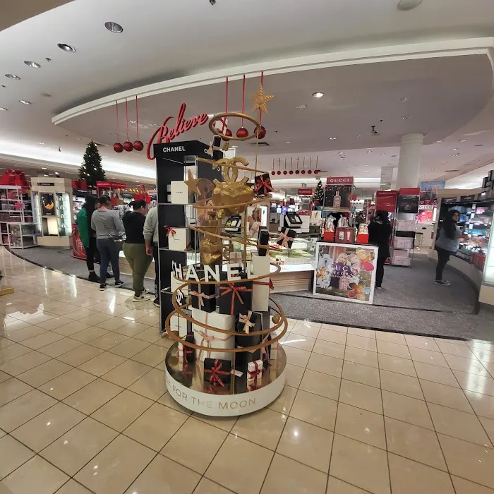 Macy's 0
